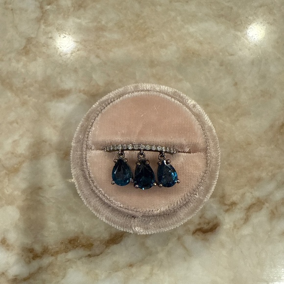 Sheryl Lowe Jewelry - Sheryl Lowe blue sapphire ring